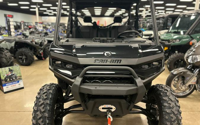 2026 DEFENDER MAX XT HD11 W INFOTAINMENT - Can-Am