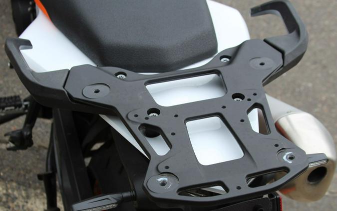 2024 KTM SMT 890