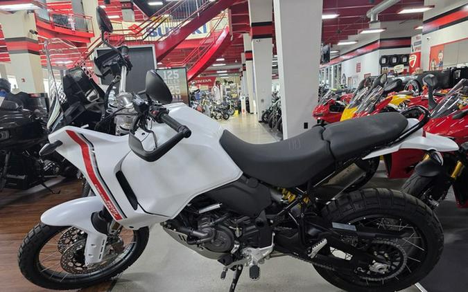 2026 Ducati DesertX Star White Silk