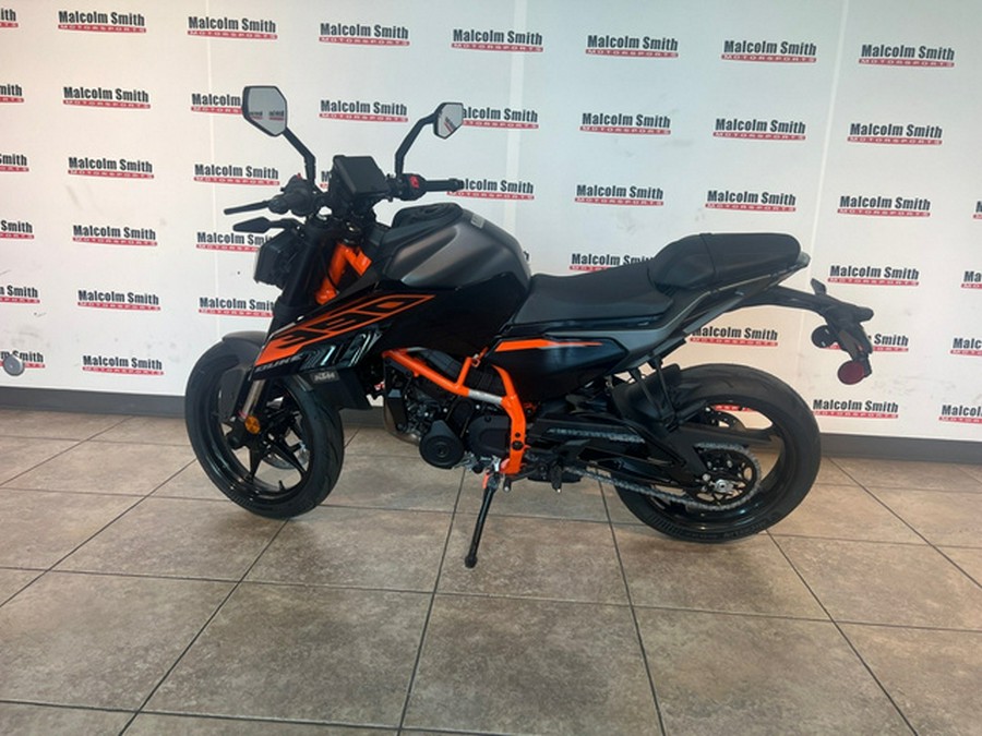 2026 KTM Duke 390