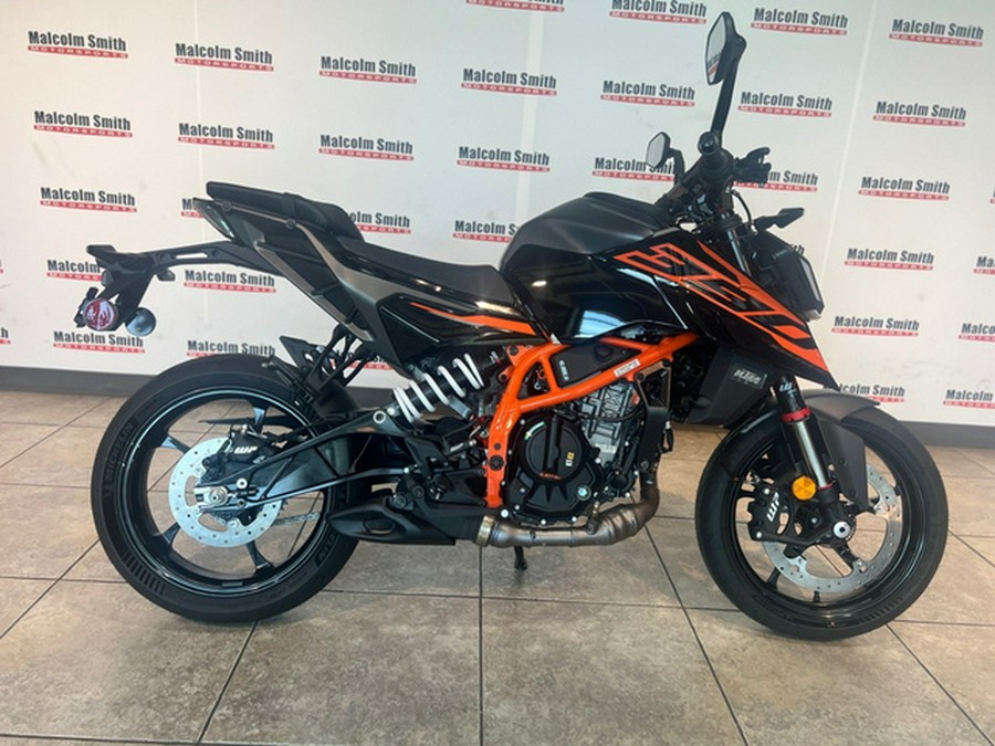 2026 KTM Duke 390