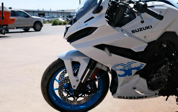 2026 SUZUKI GSX-8R