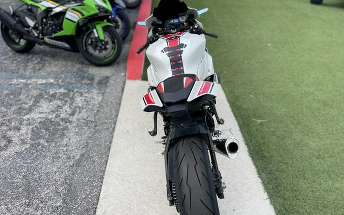2022 Yamaha YZF-R1 World GP 60Th Anniversary