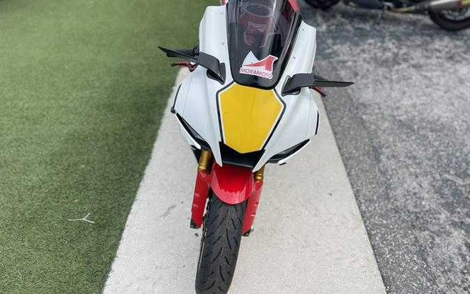 2022 Yamaha YZF-R1 World GP 60Th Anniversary