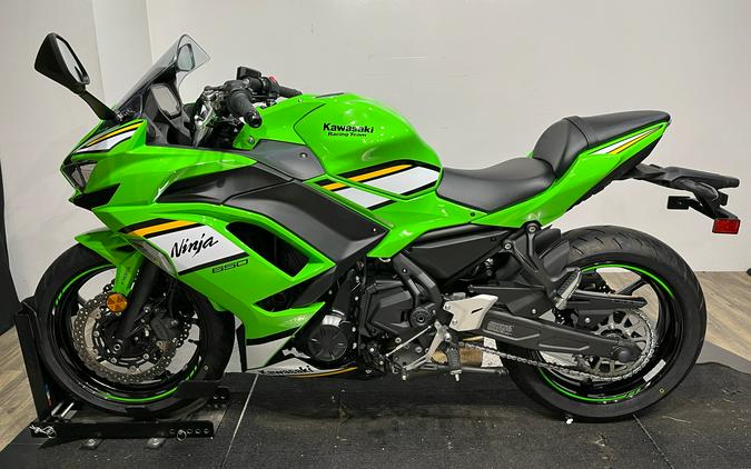 2025 Kawasaki Ninja® 650 KRT Edition ABS