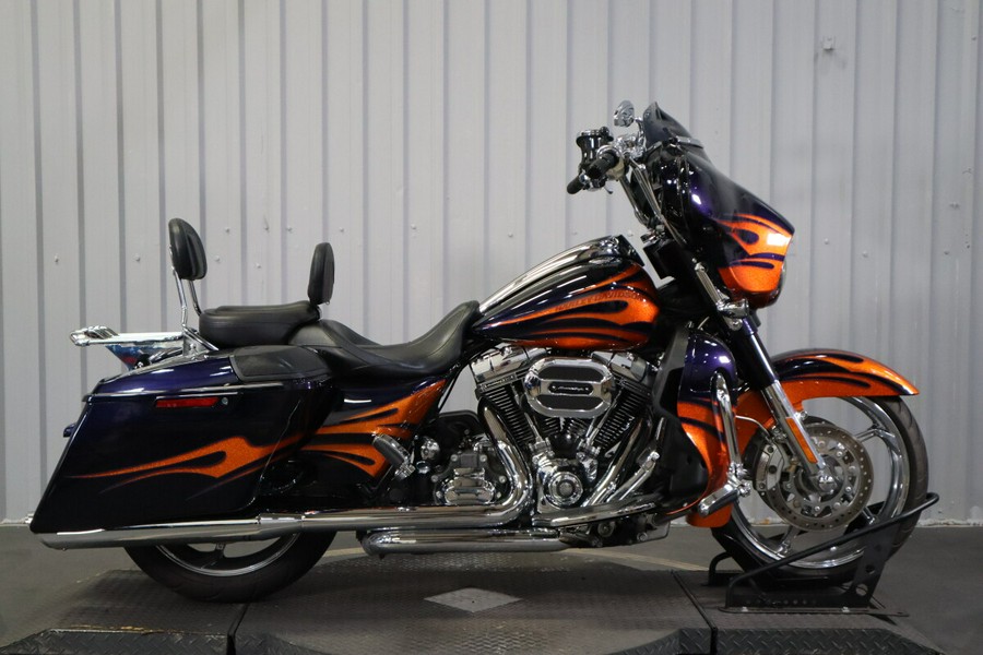 2015 Harley-Davidson CVO Street Glide