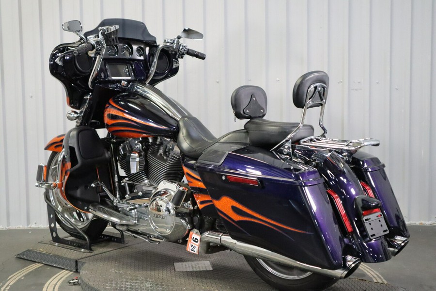 2015 Harley-Davidson CVO Street Glide