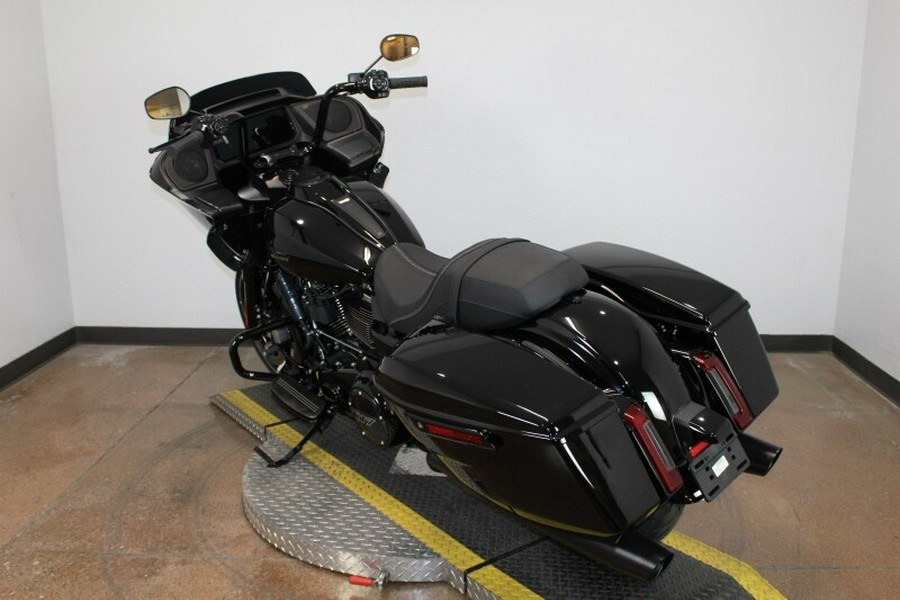 Harley-Davidson Road Glide™ 2024 FLTRX 84473413 VIVID BLACK