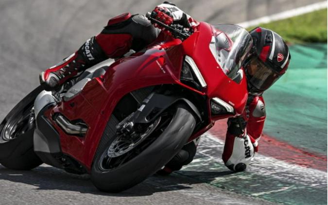 2025 Ducati PANIGALE V2