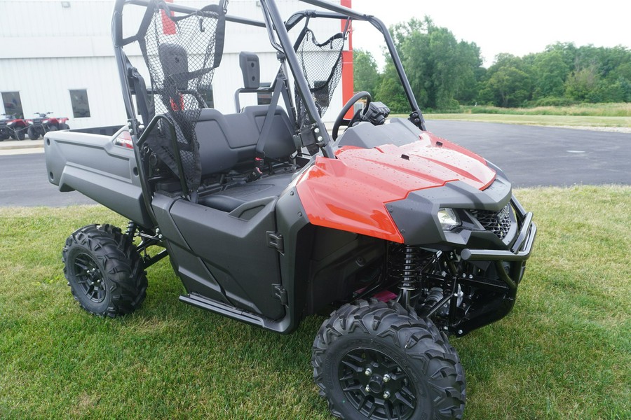 2025 Honda PIONEER 700 DELUXE