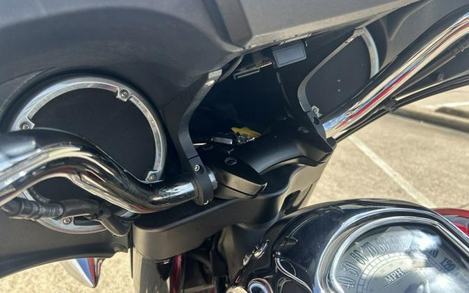 2014 Yamaha Stratoliner Deluxe