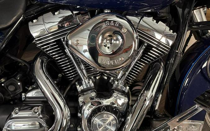 2001 Harley-Davidson® FLHTC - Electra Glide® Classic