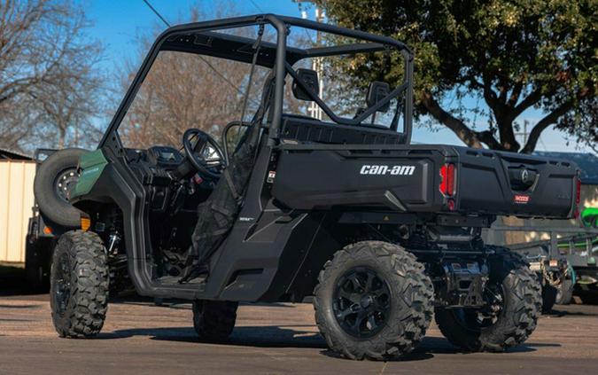 2026 Can-Am Defender HD7