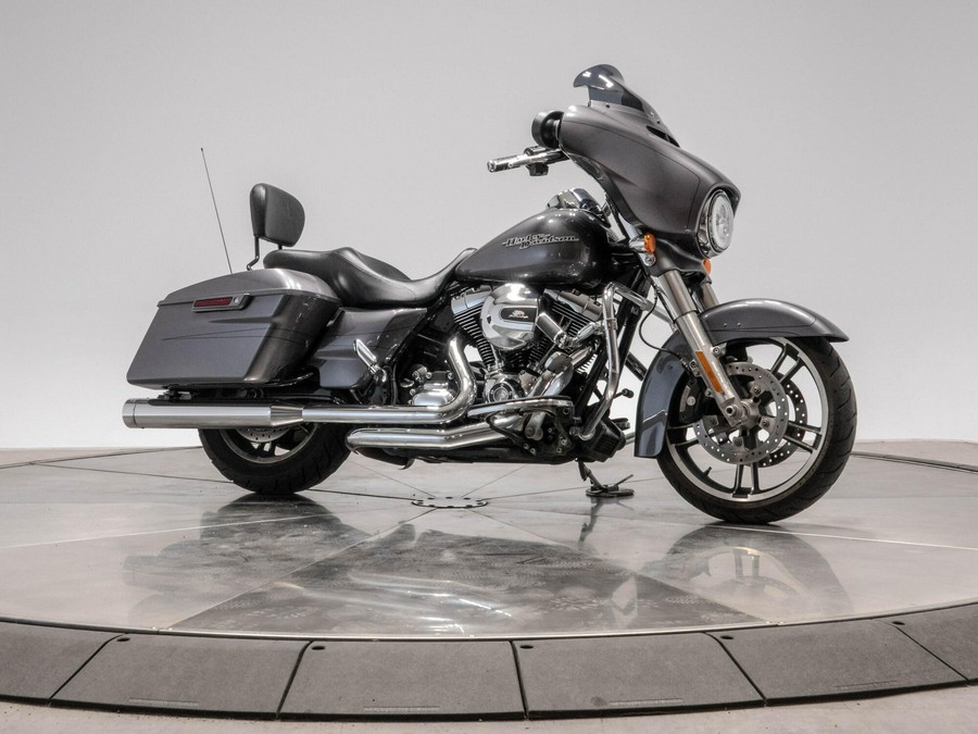 2015 Harley-Davidson FLHXS Street Glide Special in Charcoal Pearl