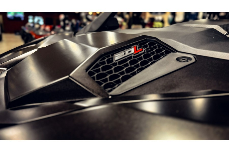 2025 Polaris RZR Pro R 4 Ultimate