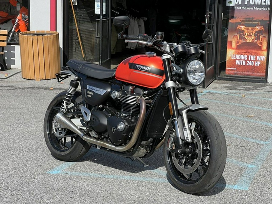 2023 Triumph Speed Twin 1200 Matte Baja Orange
