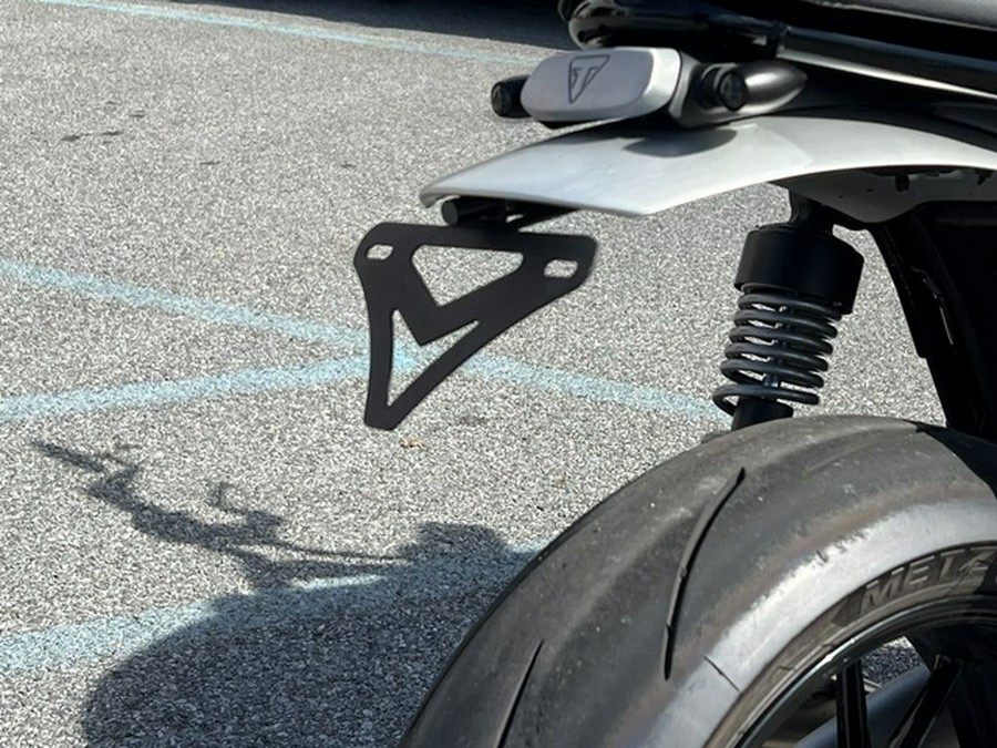 2023 Triumph Speed Twin 1200 Matte Baja Orange