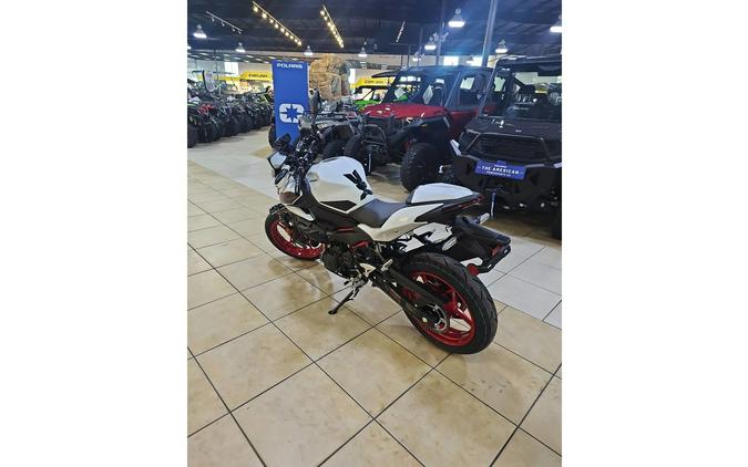 2026 Kawasaki Z500 SE ABS