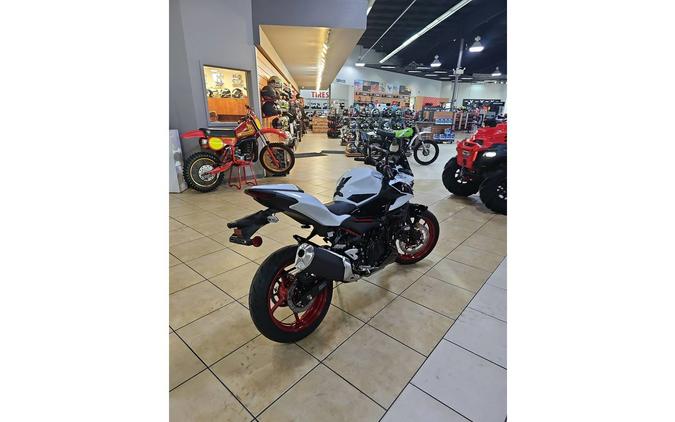 2026 Kawasaki Z500 SE ABS