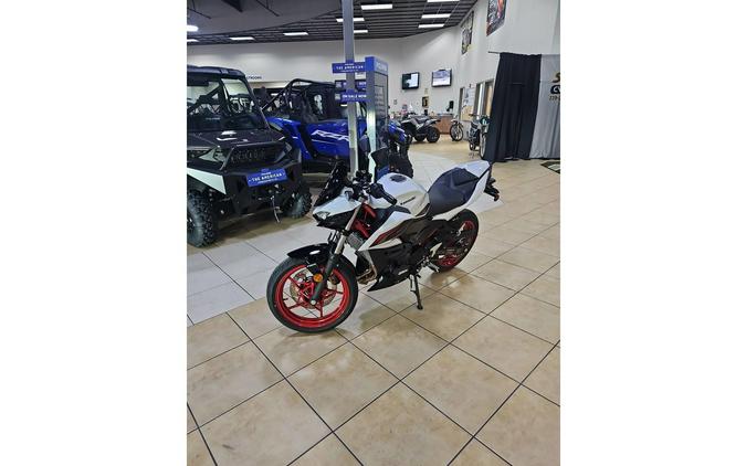 2026 Kawasaki Z500 SE ABS