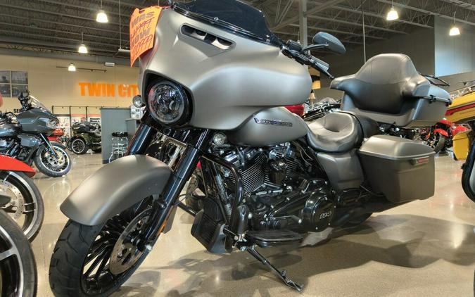 2019 Harley-Davidson® Street Glide® Special Industrial Gray Denim