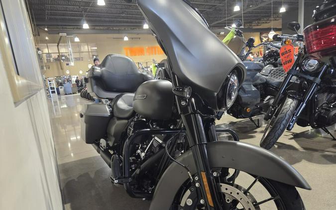 2019 Harley-Davidson® Street Glide® Special Industrial Gray Denim