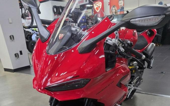 2026 Ducati Panigale V2