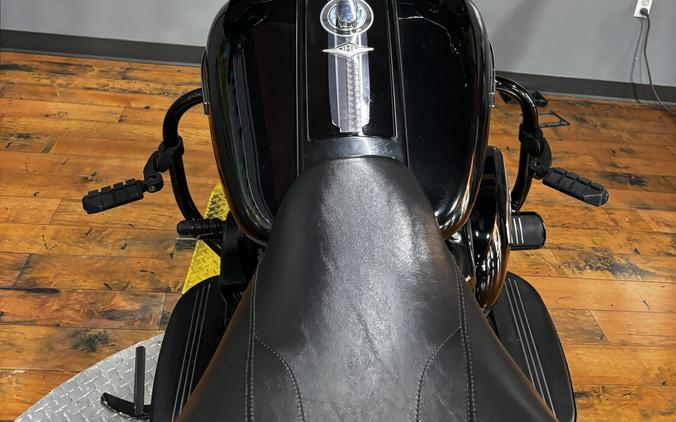 2020 Harley-Davidson® Road King® Special BLACK
