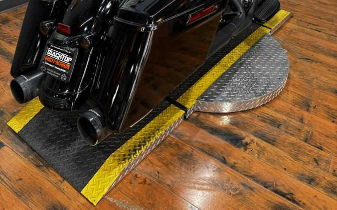 2020 Harley-Davidson® Road King® Special BLACK