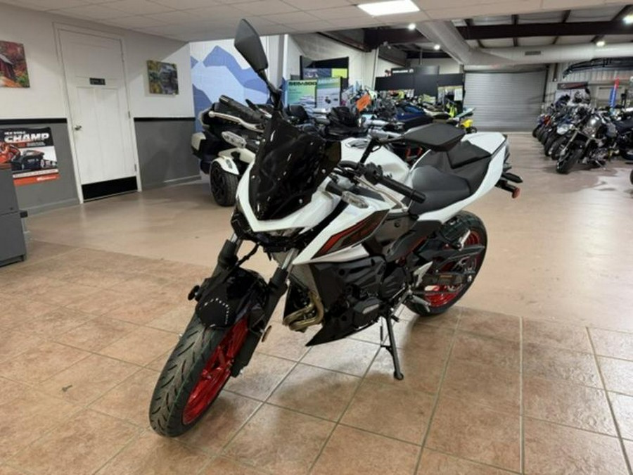 2026 Kawasaki Z500 SE ABS