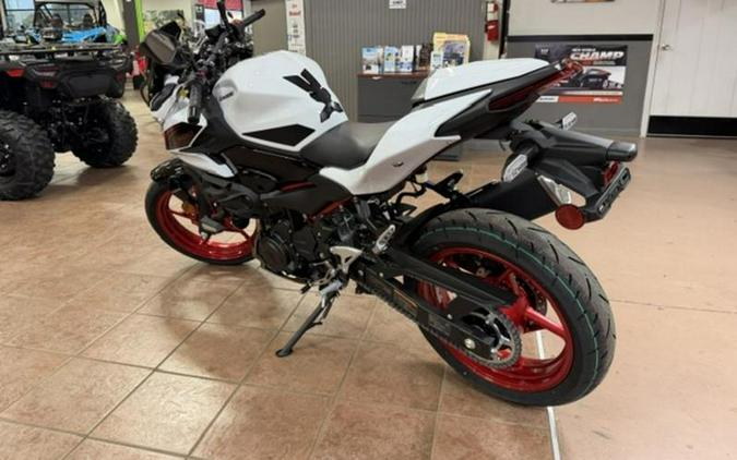 2026 Kawasaki Z500 SE ABS