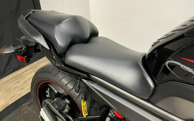 2012 Yamaha Motor Corp., USA FZ6R