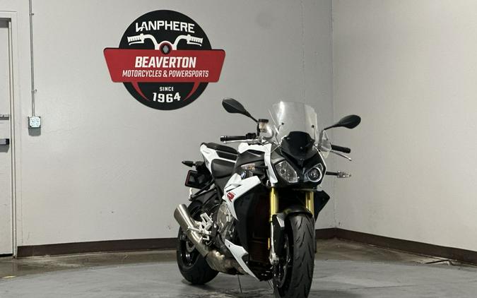 2016 BMW S 1000 R