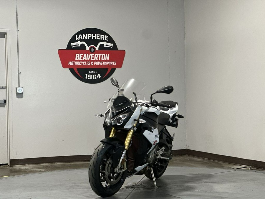 2016 BMW S 1000 R