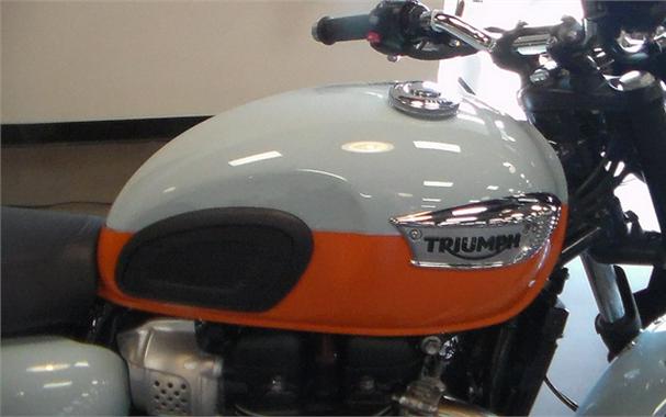 2023 Triumph Bonneville T100