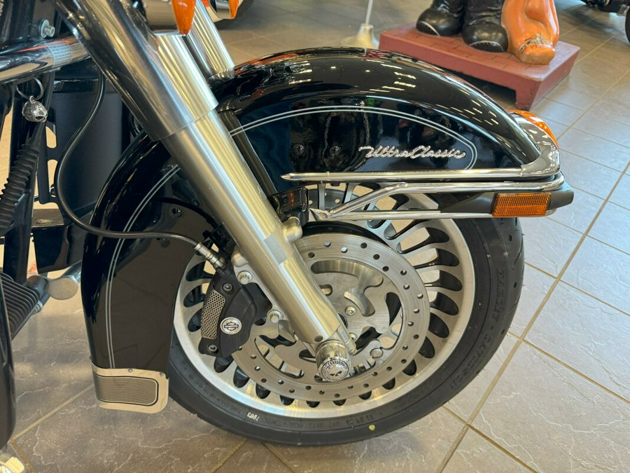 USED 2012 HARLEY-DAVIDSON ELECTRA GLIDE ULTRA CLASSIC FLHTCU FOR SALE NEAR ST PAUL, MN