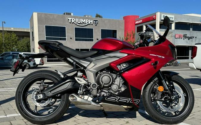 2025 Triumph Daytona 660 Carnival Red/Sapphire Black