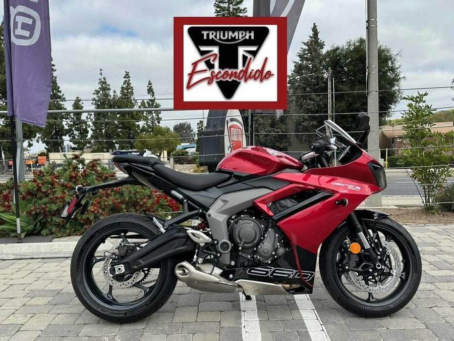 2025 Triumph Daytona 660 Carnival Red/Sapphire Black