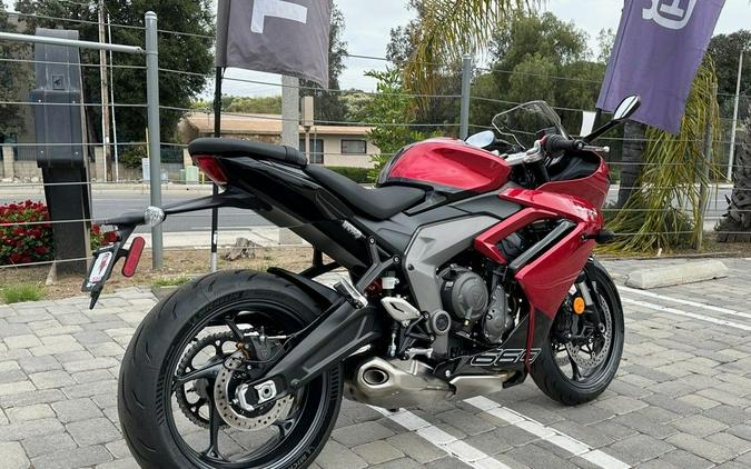 2025 Triumph Daytona 660 Carnival Red/Sapphire Black