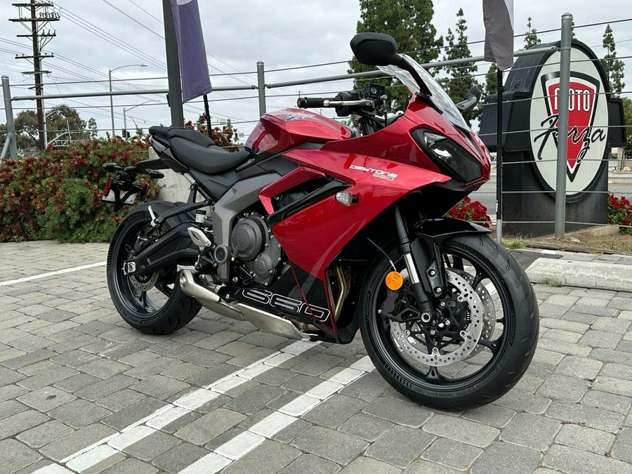 2025 Triumph Daytona 660 Carnival Red/Sapphire Black