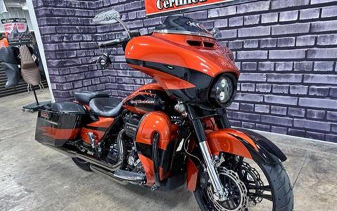 2017 Harley-Davidson CVO™ Street Glide®