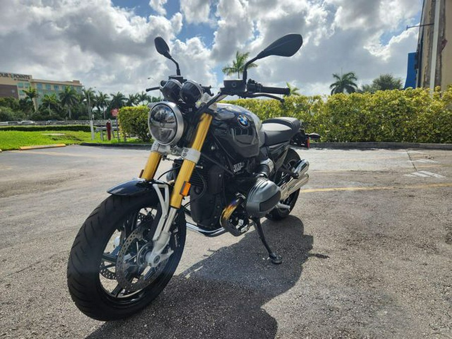 New 2025 BMW R 12 nineT