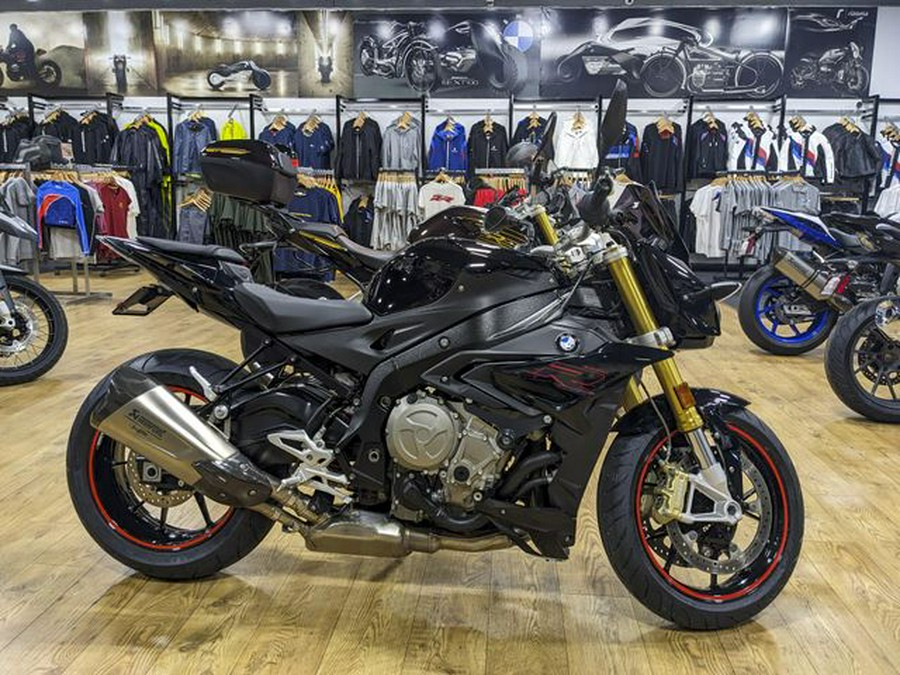 New 2025 BMW R 12 nineT