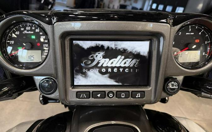 2025 Indian Motorcycle® Roadmaster® Dark Horse® w/Powerband Audio Heavy Metal