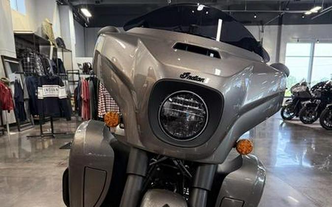 2025 Indian Motorcycle® Roadmaster® Dark Horse® w/Powerband Audio Heavy Metal