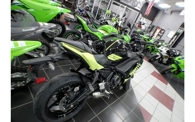 2026 Ninja 650 - Kawasaki
