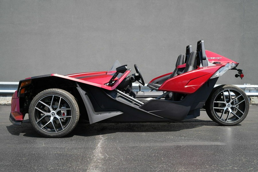 2018 Polaris Slingshot SL Sunset Red