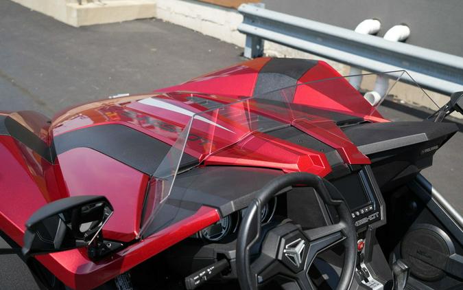 2018 Polaris Slingshot SL Sunset Red