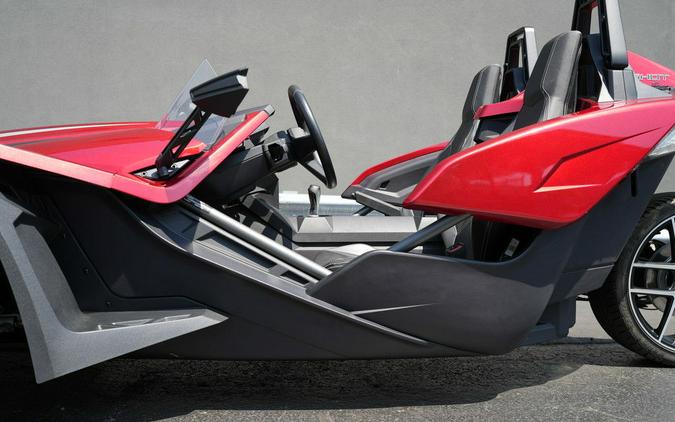 2018 Polaris Slingshot SL Sunset Red