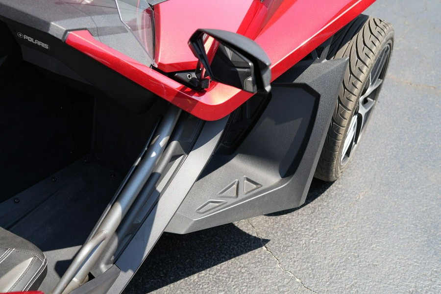 2018 Polaris Slingshot SL Sunset Red